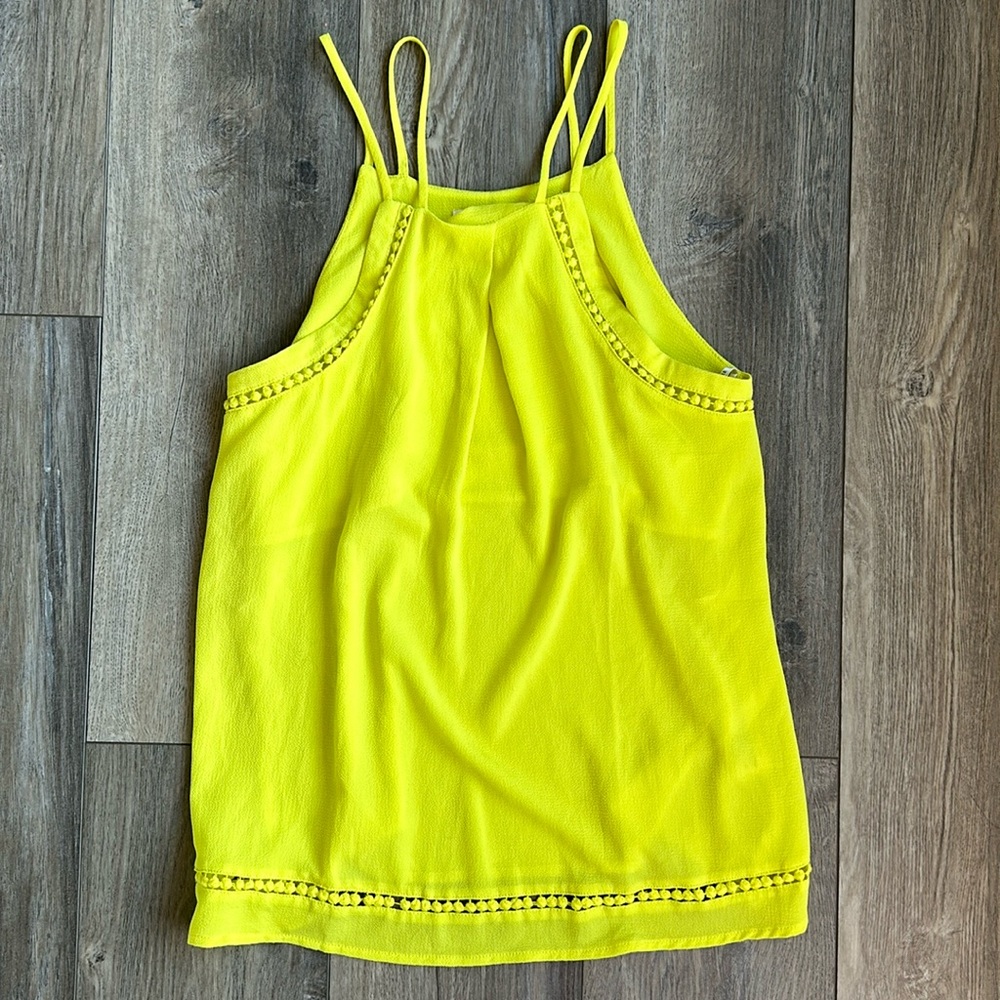 Neon tank ☀️
